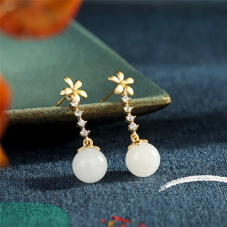 

S925 sterling silver gold-plated Hetian jade round beads high-end women's eardrops ear studs AP2