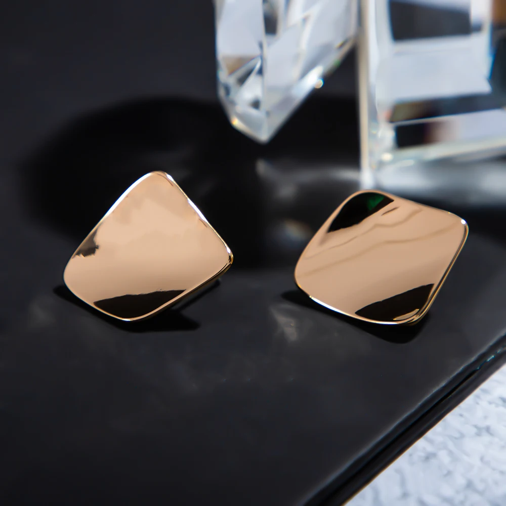 

2021 Western trendy jewelry earrings korea for women