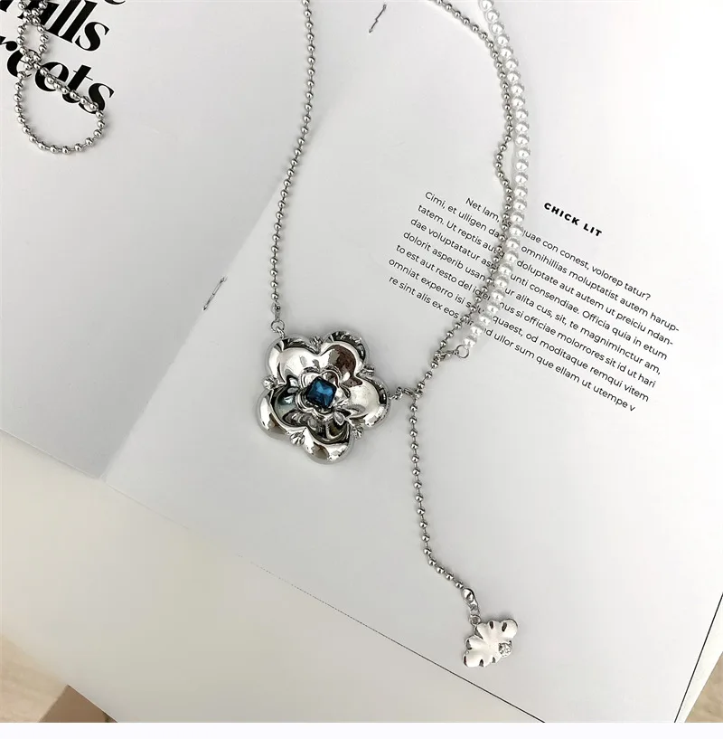

fashion strap type new flower long necklace