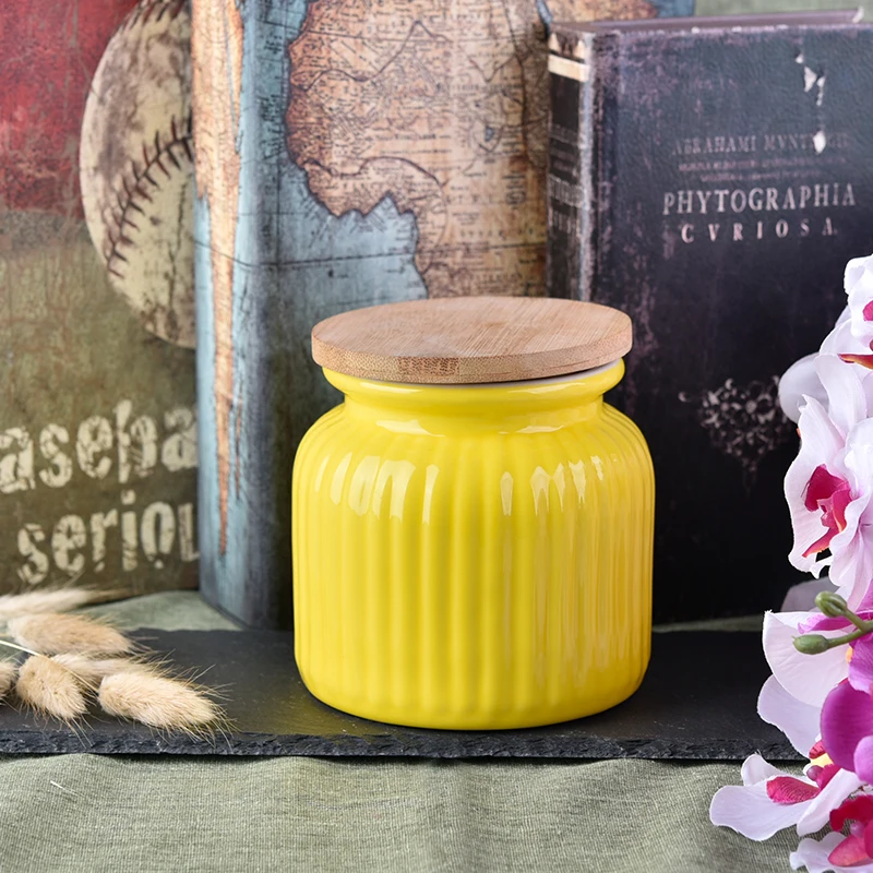 Wholesale Yellow Ceramic Candle Jar with Bamboo Lid Home Decoration