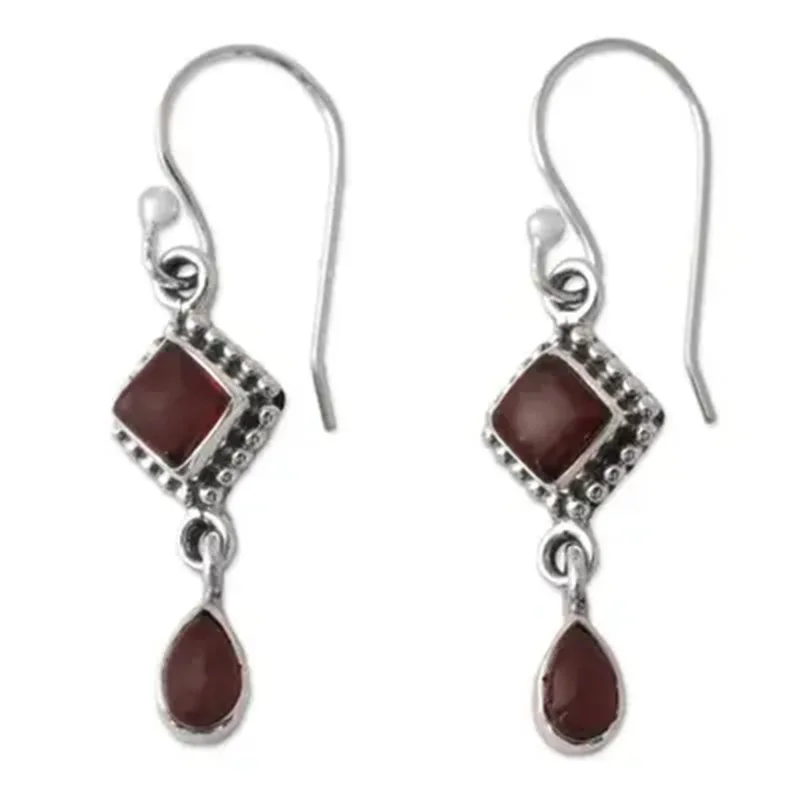 

Vintage Natural Garnet Dangle Drop Earring Fine Silver Ruby Lady Earrings Jewelry Wholesale, Red