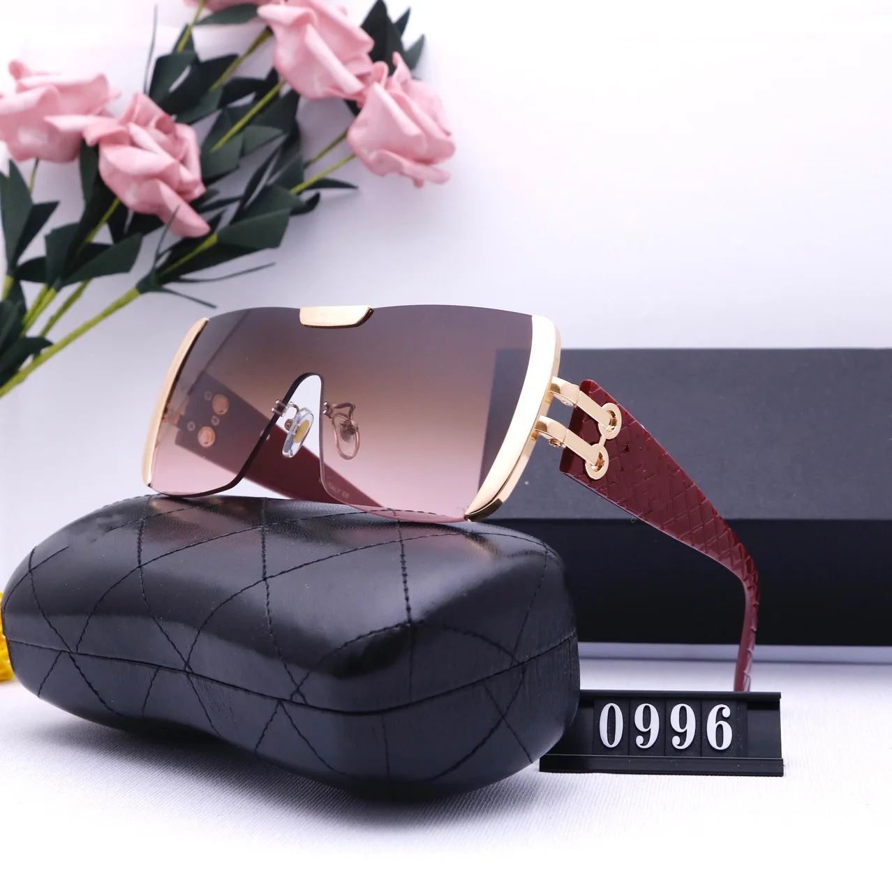 

2021 Fashion Designer Sunglasses Famous Brands Oversized Luxury Retro Gafas De Sol Women Sunglasses, 5 color