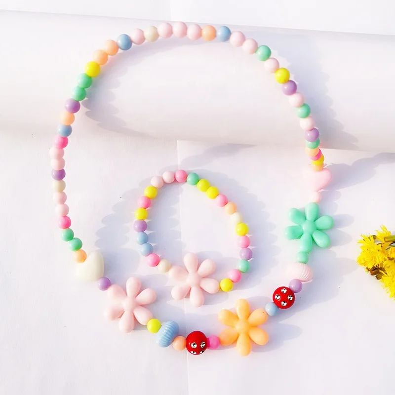 

Trendy girls jewelry set custom bead necklace cute bracelet