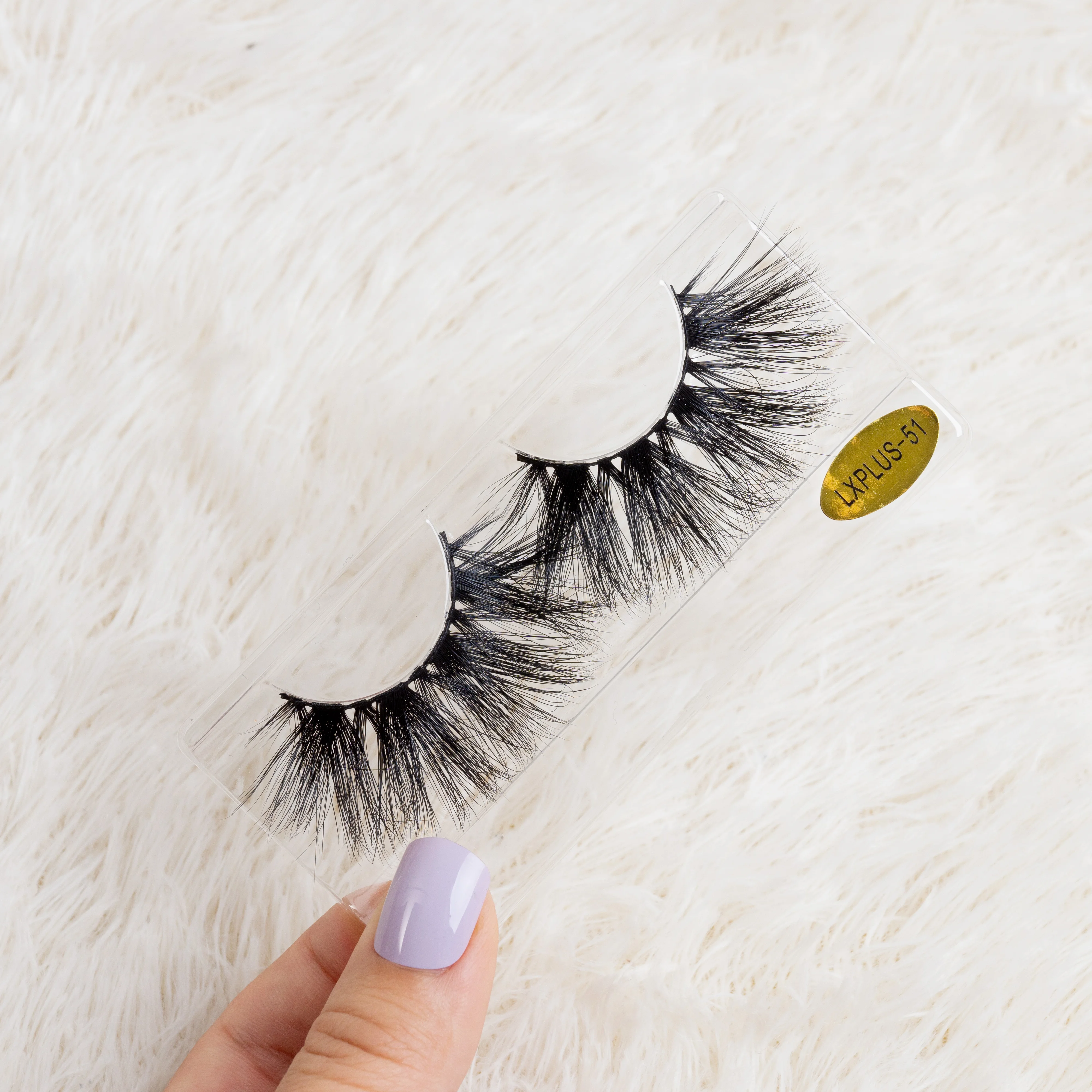 

mink lashes wholesale vendor with private label and natural mink lashes and packaging, Black color, colorful color also available
