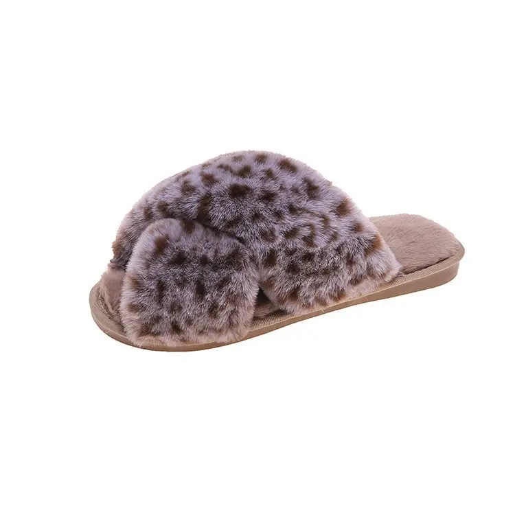 

Europe and America Fluffy Slippers Woman Trend Leopard Plush Indoor Home Comfortable Cotton fur Slipper