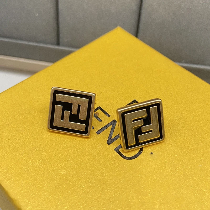 

Light Luxury Design Jewelry Vintage Gold-Plated Double Letter F Square Earrings