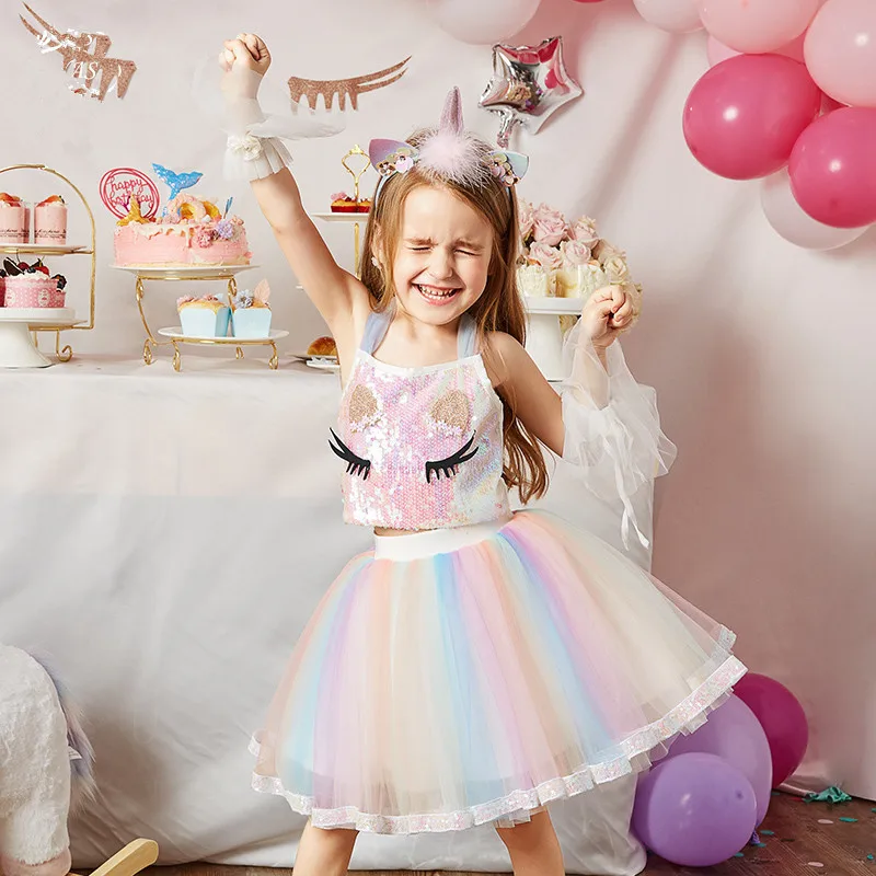 

Children's Spring/Summer 2021 Unicorn sequined top with rainbow mesh gauze dress set, Pink