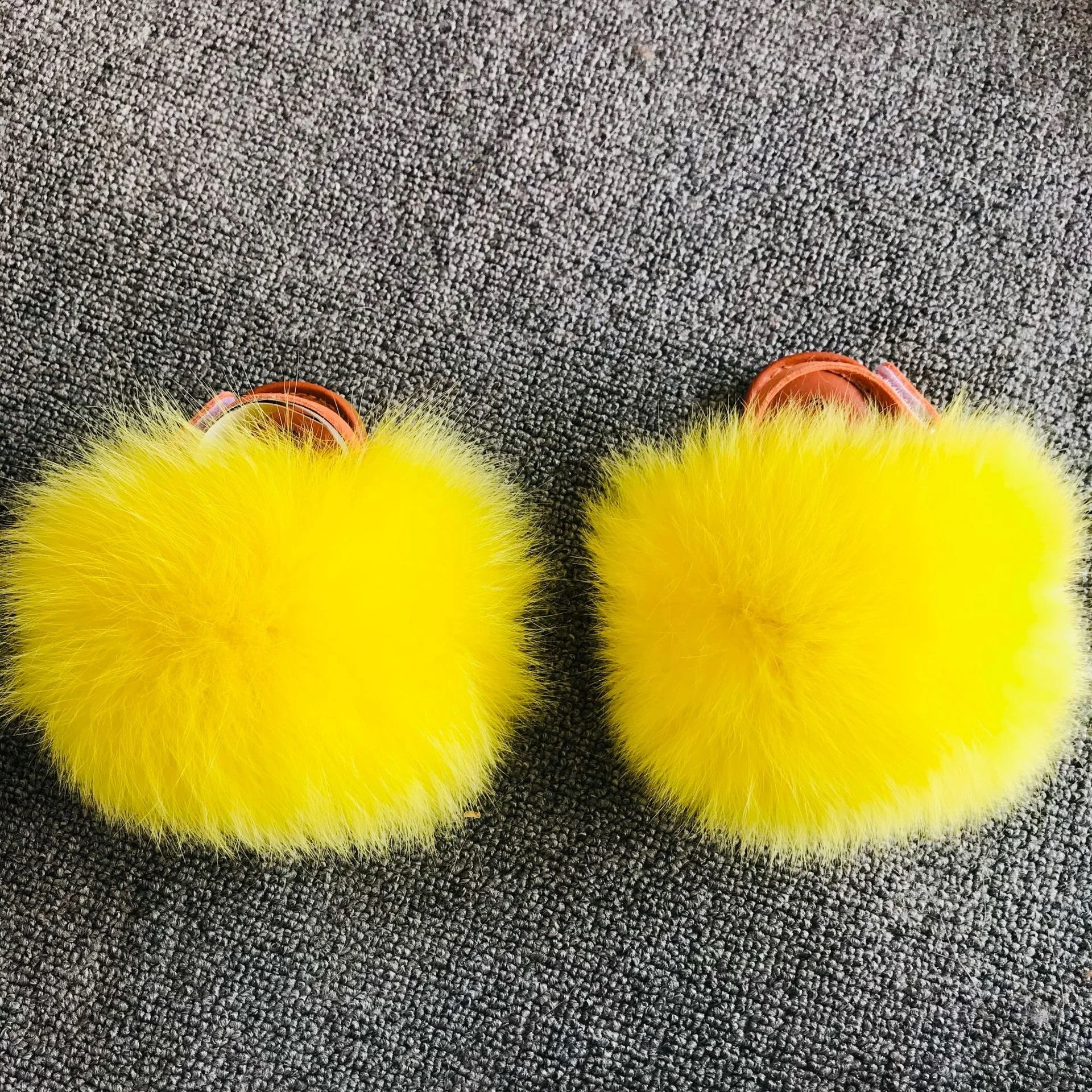 

Dropshipping wholesale pvc sole kid infant children baby toddler mom and daughter fluffy furry fur slipper sandals slide, Custom colors