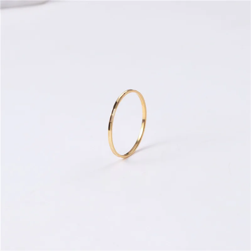 High End 18K Plain Gold Simple Design Dainty Rings Stainless Steel Trendy Simple Gold Plated Jewelry