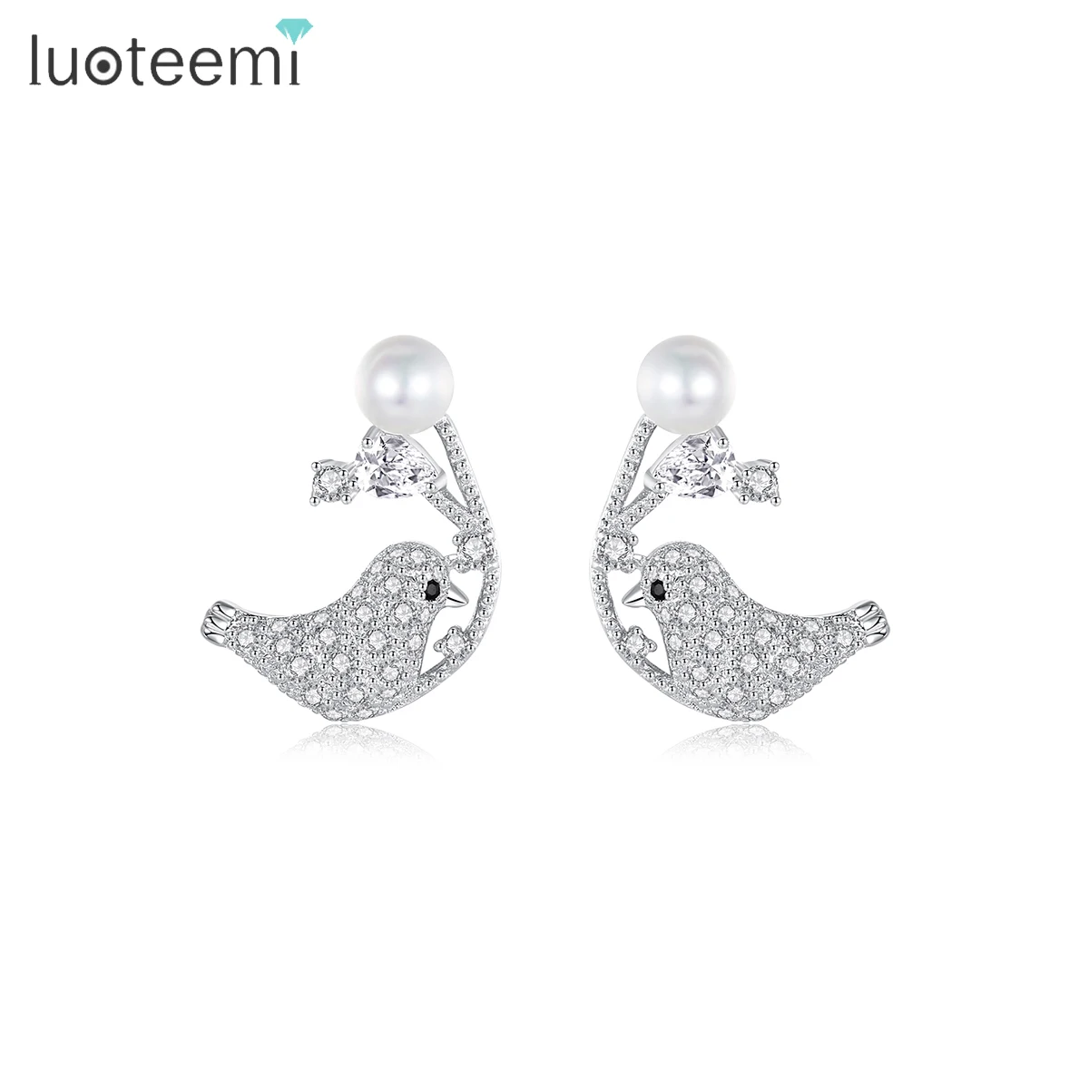 LUOTEEMI Wholesale Korean Fashion Women Accessories Sparkling CZ Diamond Vivid Cute Small Bird Stud Earrings