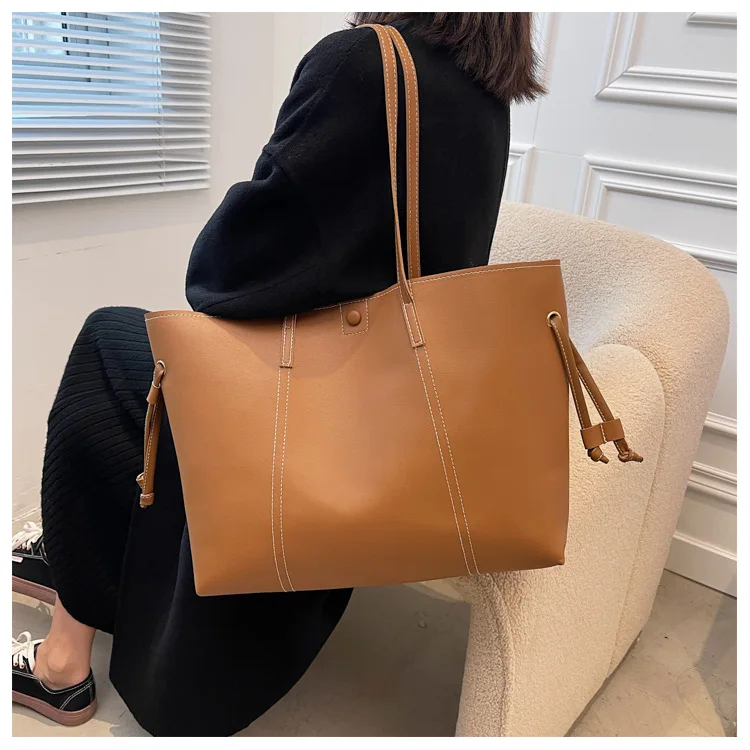 

The New Korean Version Fashion Hand Bag PU Leather Ladies Handbag Casual Girls Shopping Tote Solid Color Women Shoulder Bag, Picture