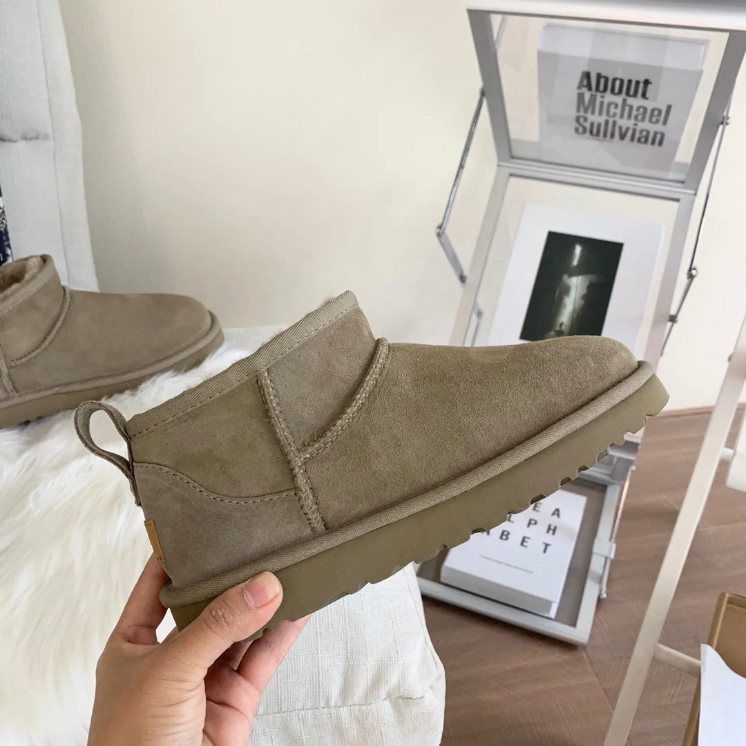 

2021 New Winter Snow Boots Anti-Slip Fur Plus Fleece Shoes To Keep Warm Winter Large Size Short-Tube Women Fur Snow Boots