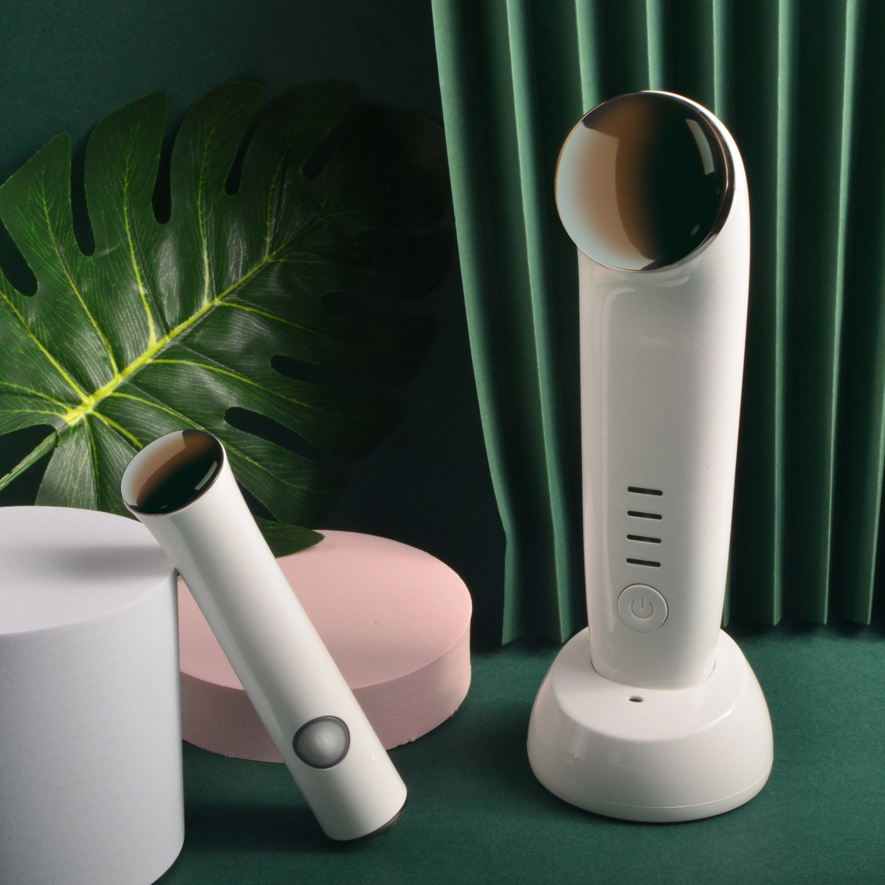 

Wholesale face beauty care USB charging home massage professionnal beauty instrument