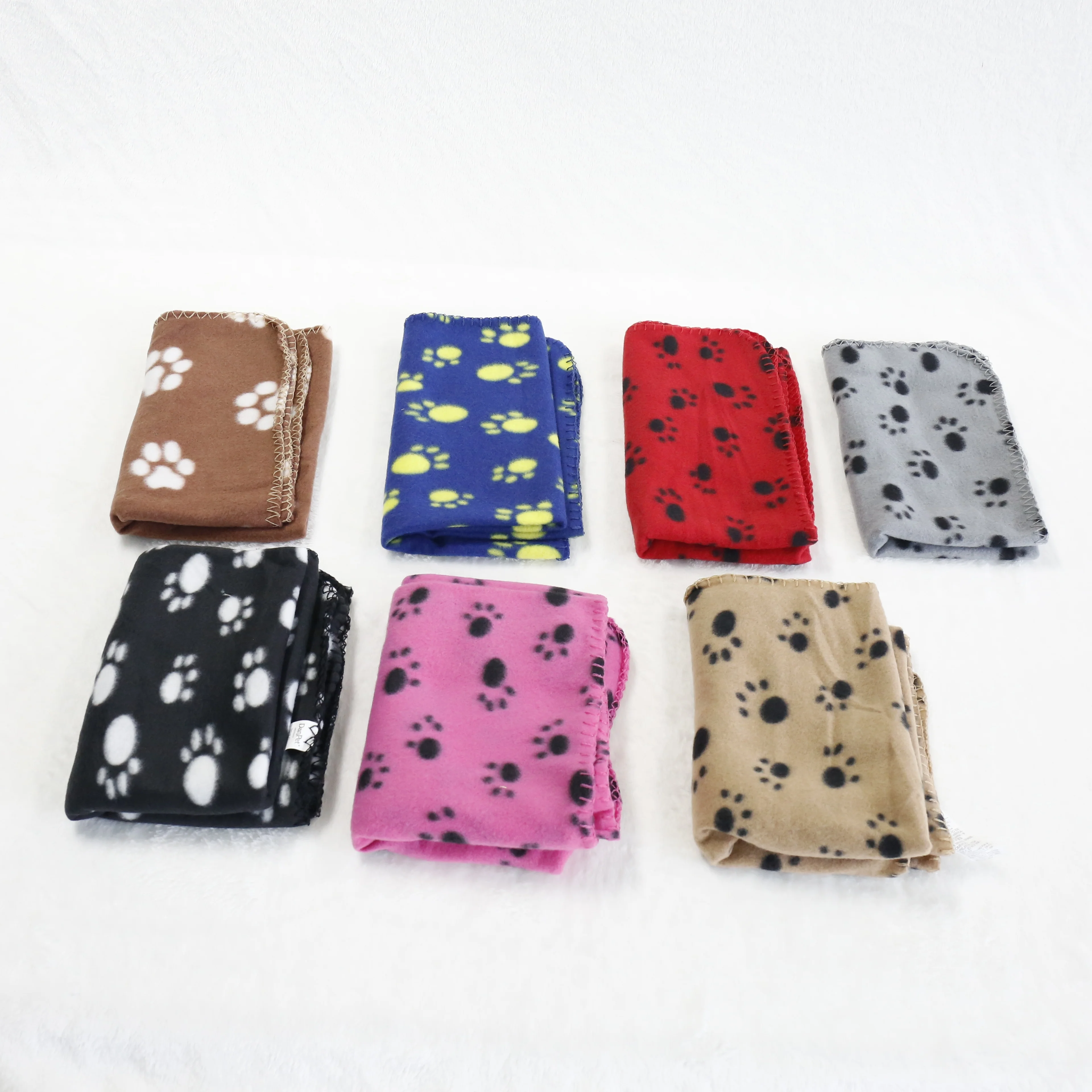 

Best Selling Comfortable Cat Bed Mat Fleece Paw Pet Blanket Flannel Cat Dog Soft Travel Blankets Pet Bed Mat, Customized