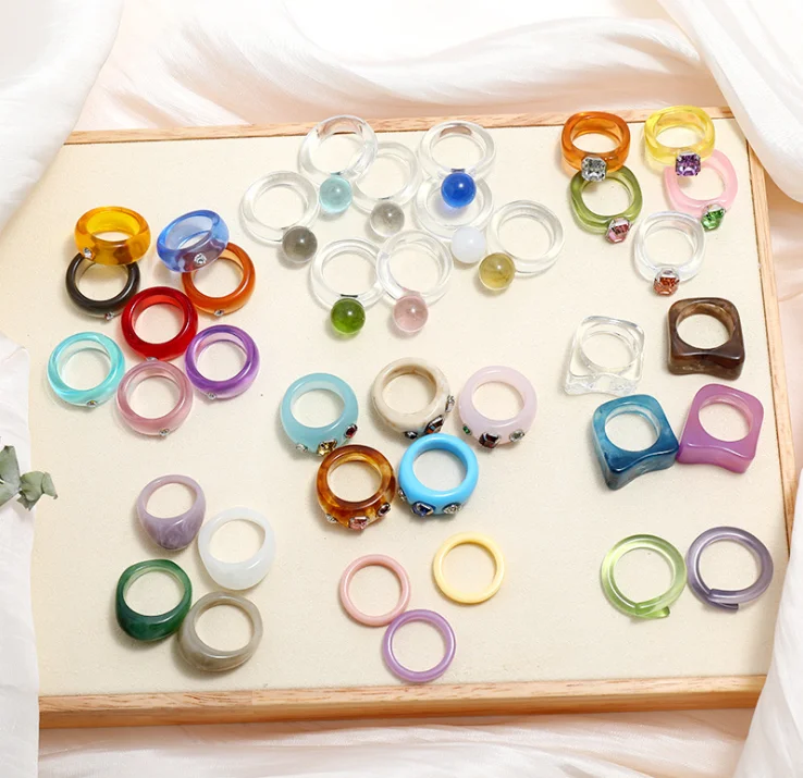 

Trendy Chunky Acrylic Rhinestones Stacking Rings Y2K Candy Rings Gift for Women and Girls Colorful Resin Acrylic Rings