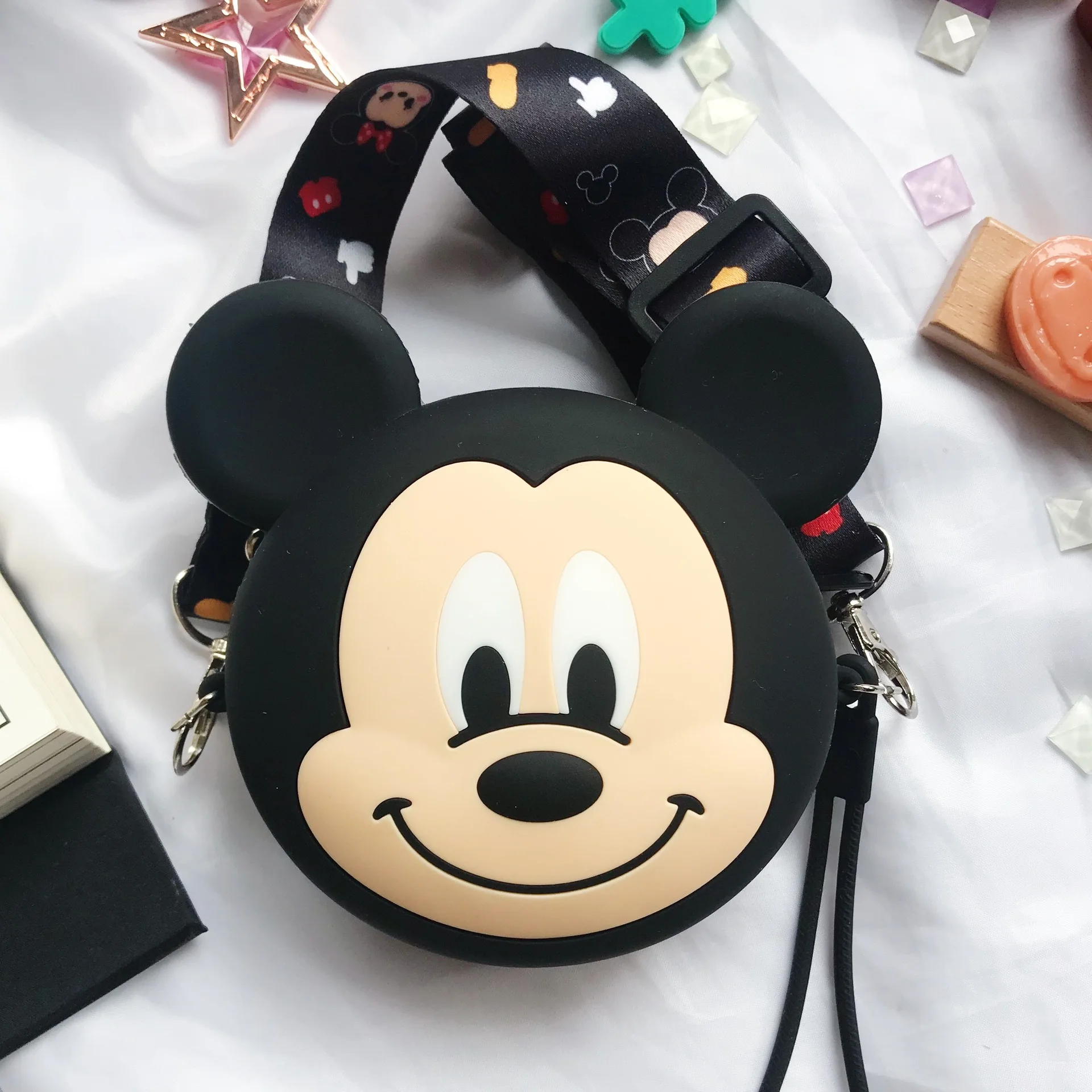 

Children Shoulder Bag 2020 New Cartoon Cute Mickey Mini Coin Purse For Kids Gift monedero kawaii, 40 cartoon characters for choose