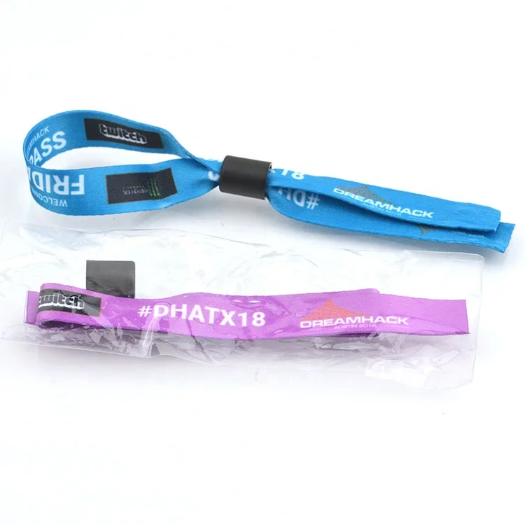 Promotional Eco Friendly Adjustable Plastic Clip Event Party Bracelet