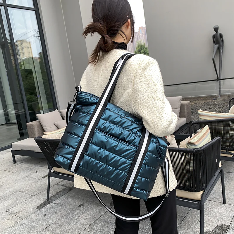 

Large Capacity Leisure Polyester Lining Handbags Hot Selling Top Handle Bags Unique Silver Grid Soft Nylon Woman Puffer Tote Bag, Silver,black,white blue