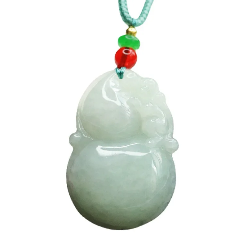 

Natural Emerald Pendant Gourd Seal Jade Pendant Jewelry Factory Live Delivery FC2100310