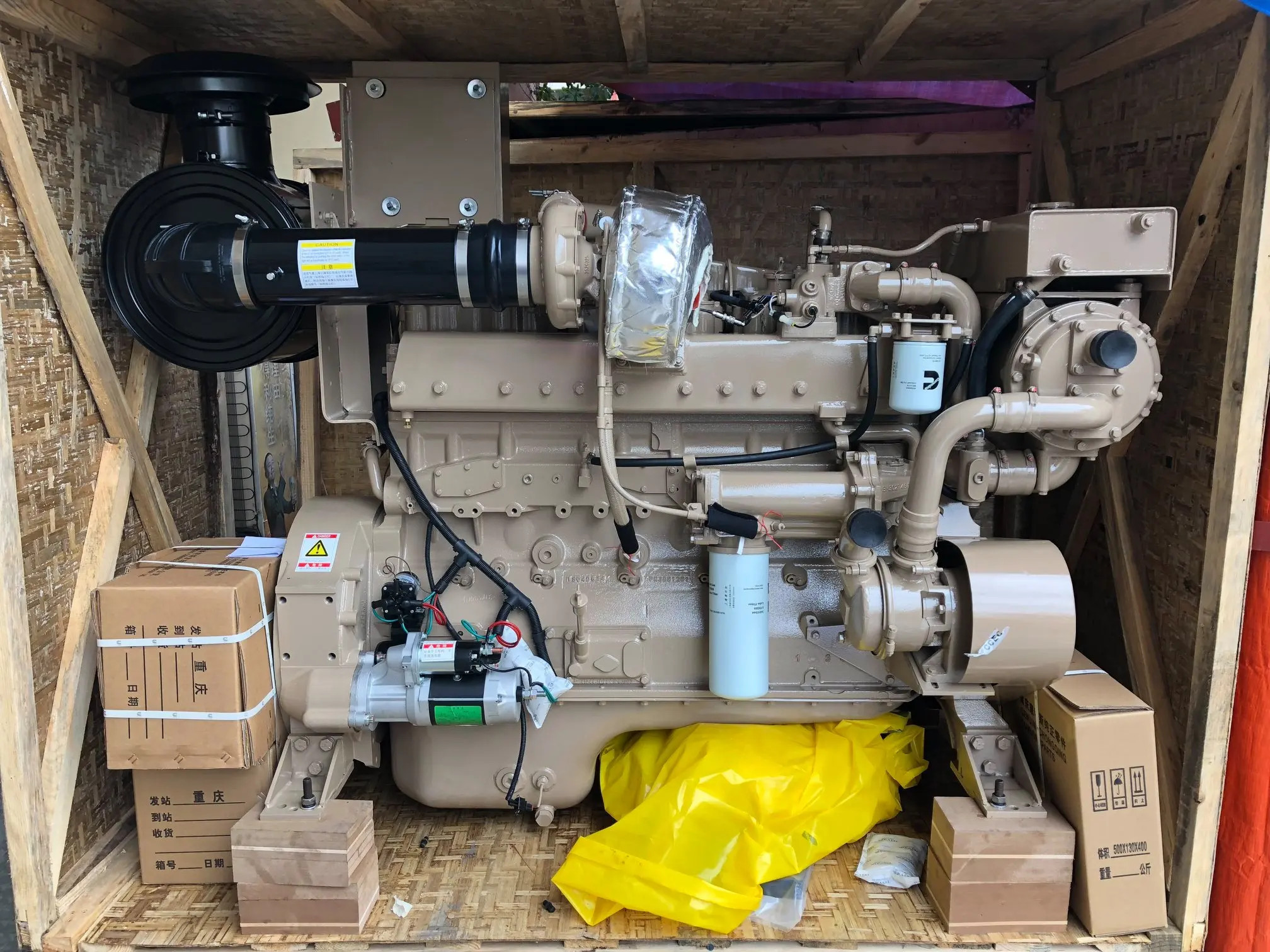 正品水冷 6 缸康明斯船用马达 nt855 发动机 250-450hp