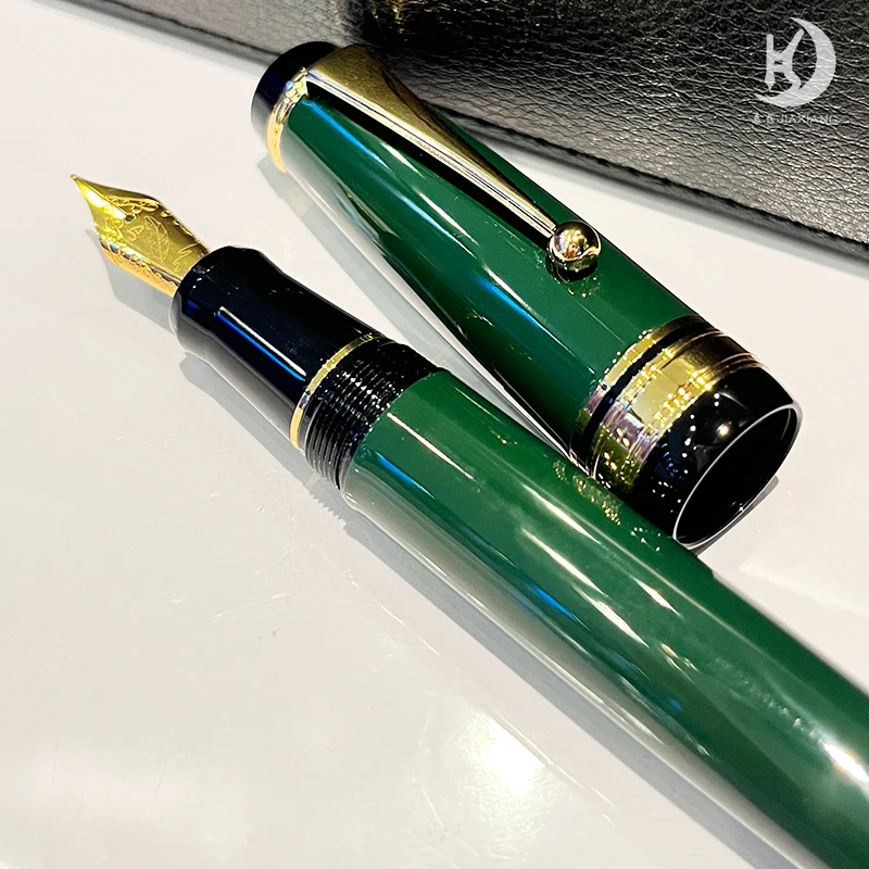 Luxury VIP Collection Business Gift Set Heavy Metal Fountain Pen with Custom Logo 0.5mm Nib Standard Type