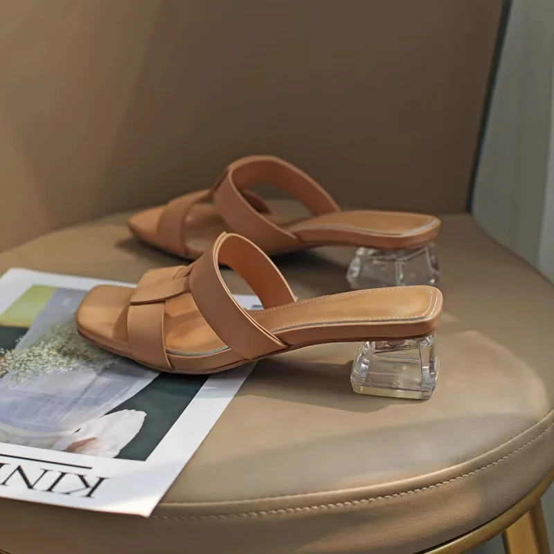 

Summer new arrival fashion transparent thick bottom casual outdoor slippers square toe solid color beach slippers women shoes, Two colors or customized