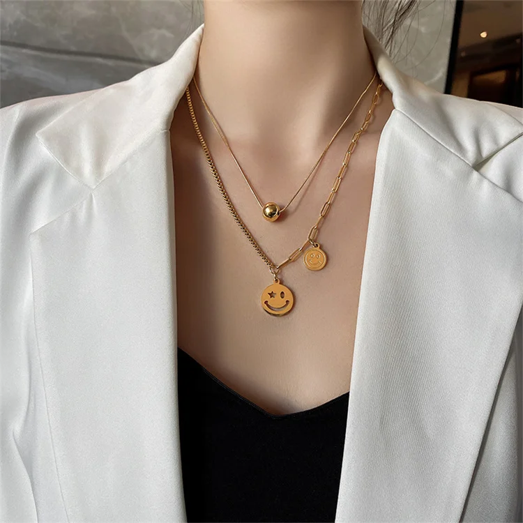 

Wholesale New Titanium Steel 18k Gold Plated Women Hip Hop Necklace Smile Face Double Layered Necklace