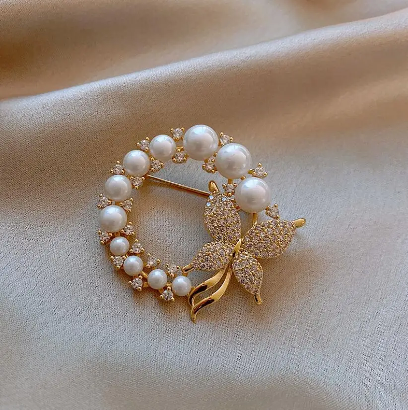 Rhinestone Pearl Butterfly Brooch Graceful And Fashionable Personality Fashion Lady Jewelry Gift