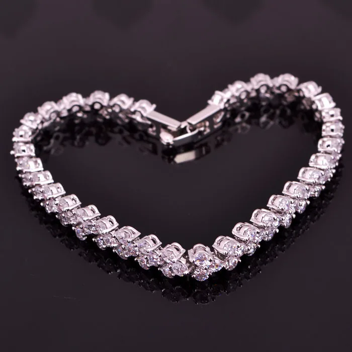 

2021 new trendy elegant heart jewelry Wholesale Iced out zircon brass bracelet women Gift fashion tennis chain bracelet, Pink and silver color