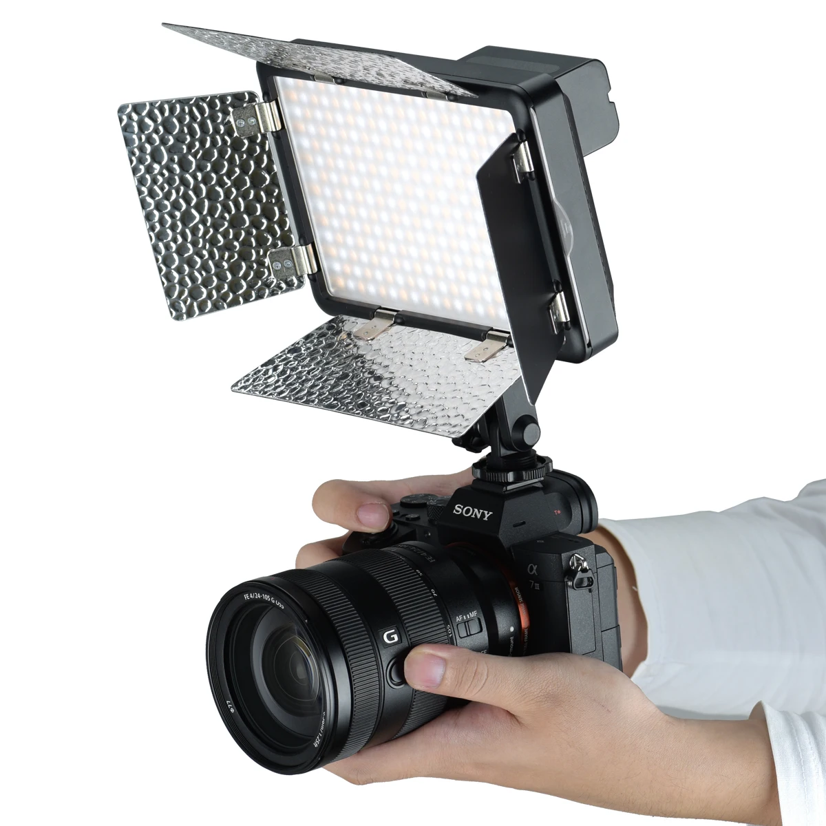 

inlighttech Godox LF308D 18W 5600K 308pcs Beads LED Flash Light,Smartphone APP 2.4G Wireless Control for Wedding Photography Vid, Black