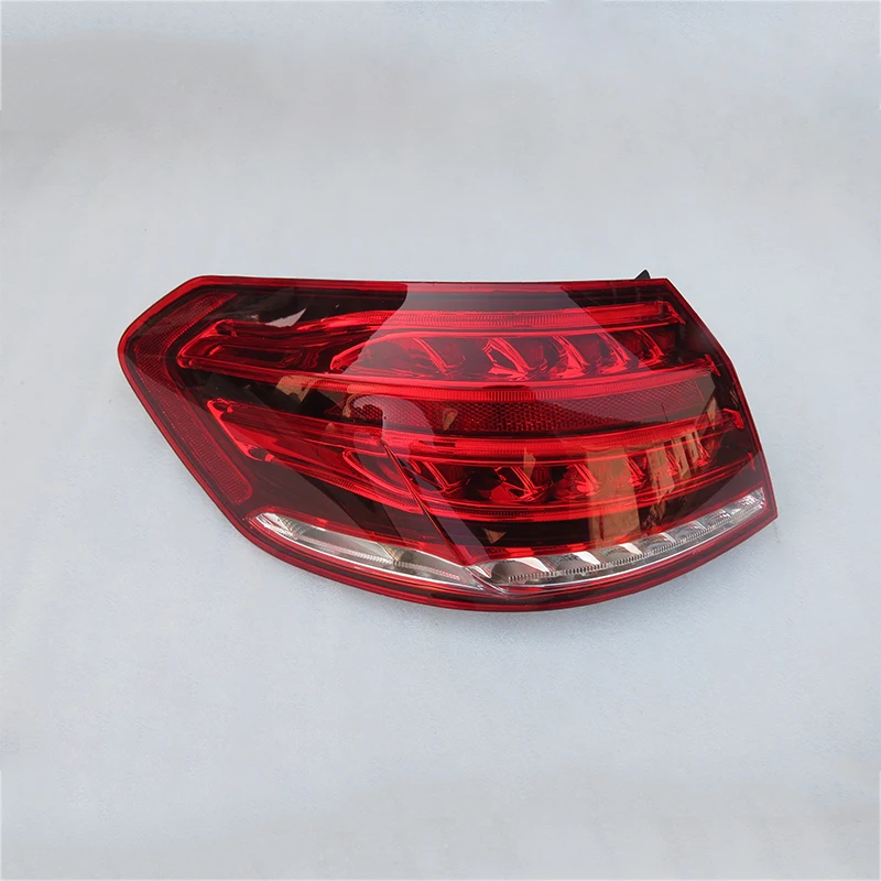Auto Parts Rear Left Outer Brake Light Taillight for W212 OEM