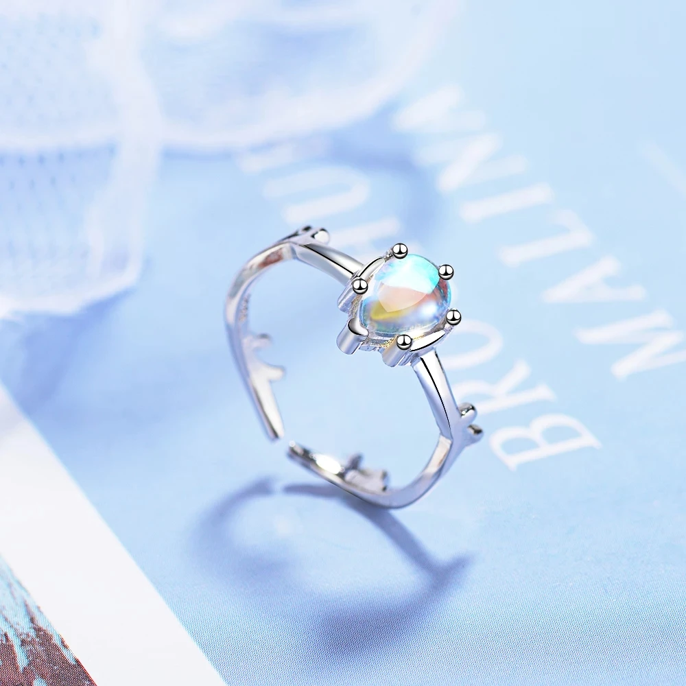 

New Fashion Jewelry High Quality Color Crystal Moonstone Heart Ring Size Adjustable Open Ring for Women, Gold