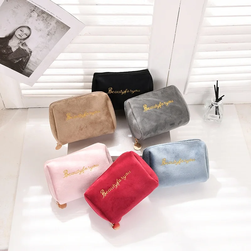 

Luxury Velvet Cosmetic Bag Embroidery Makeup Bag & Cases Travel Large Capacity Toiletry Bag Cosmetiqueras de maquillaj, 6 colors