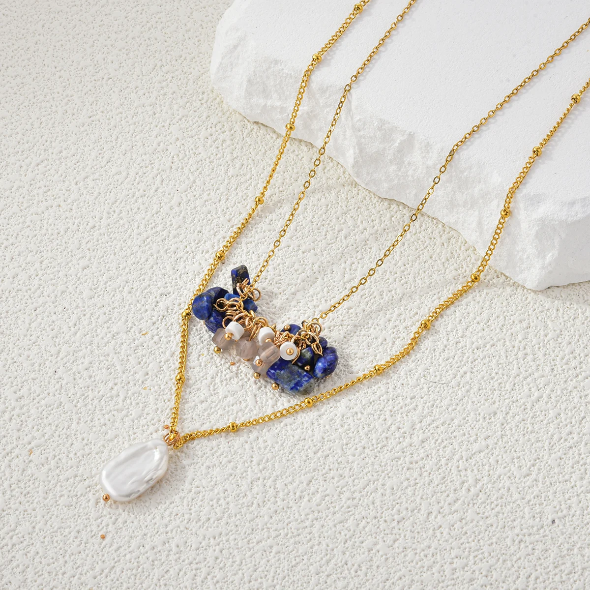Women's Daily Wear Bohemian Style Natural Stone Fashion Beaded Necklace with Pearl Pendant on Chain
