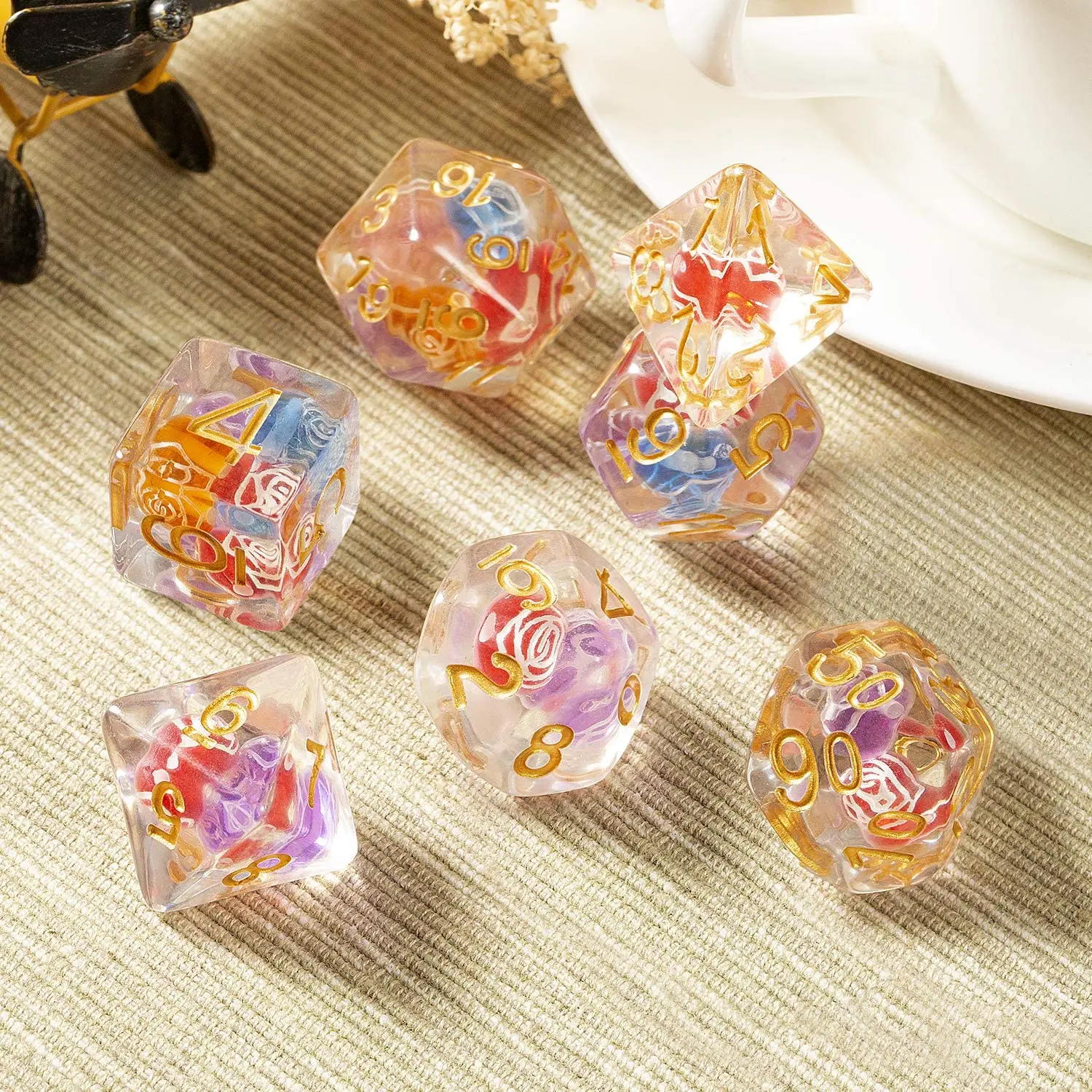 

Dungeons and Dragonds Dice Set, Beads insided 7 Die Polyhedral DND Dice Resin Dice