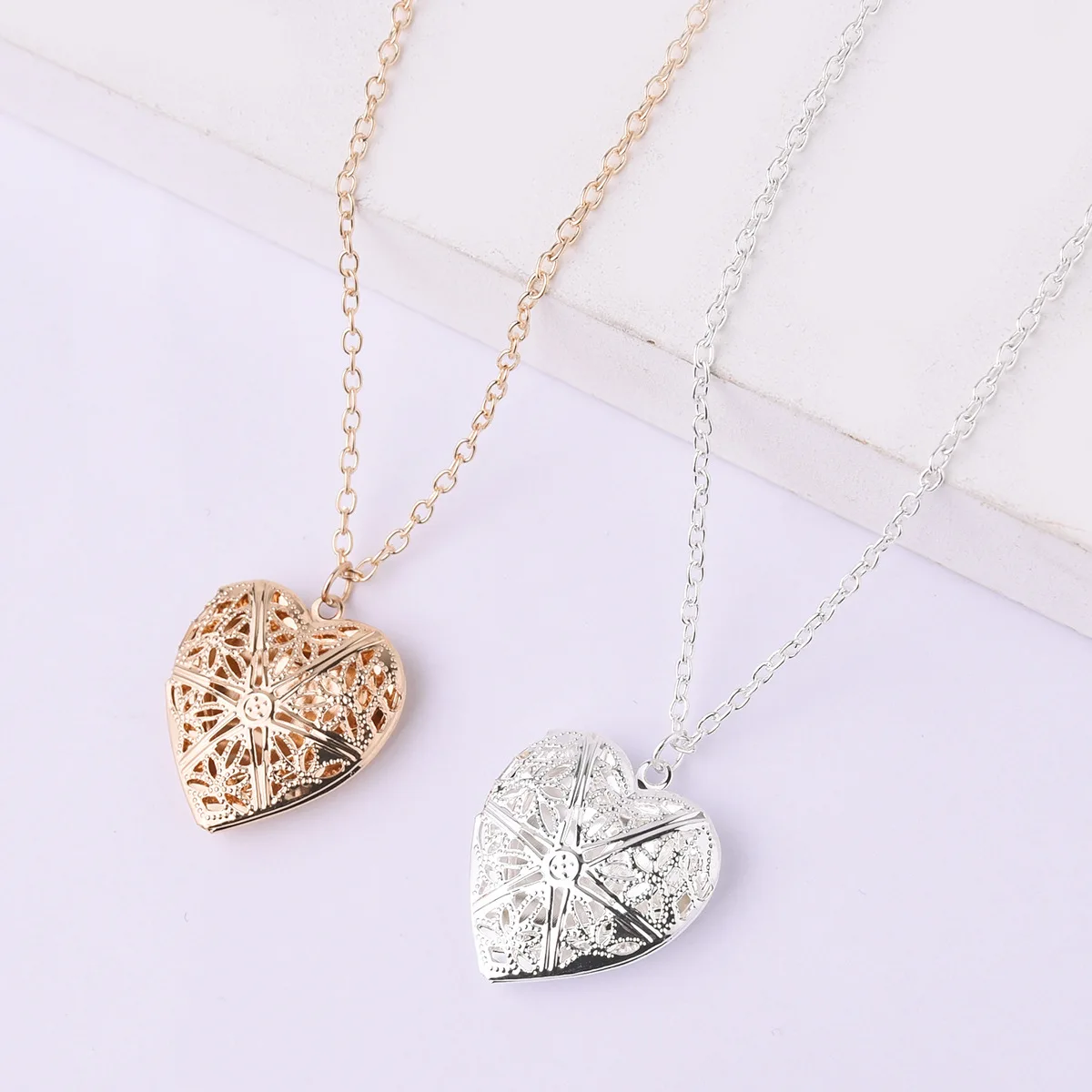 

Fashion Heart Necklaces Locket Pendant Necklace, As picture show