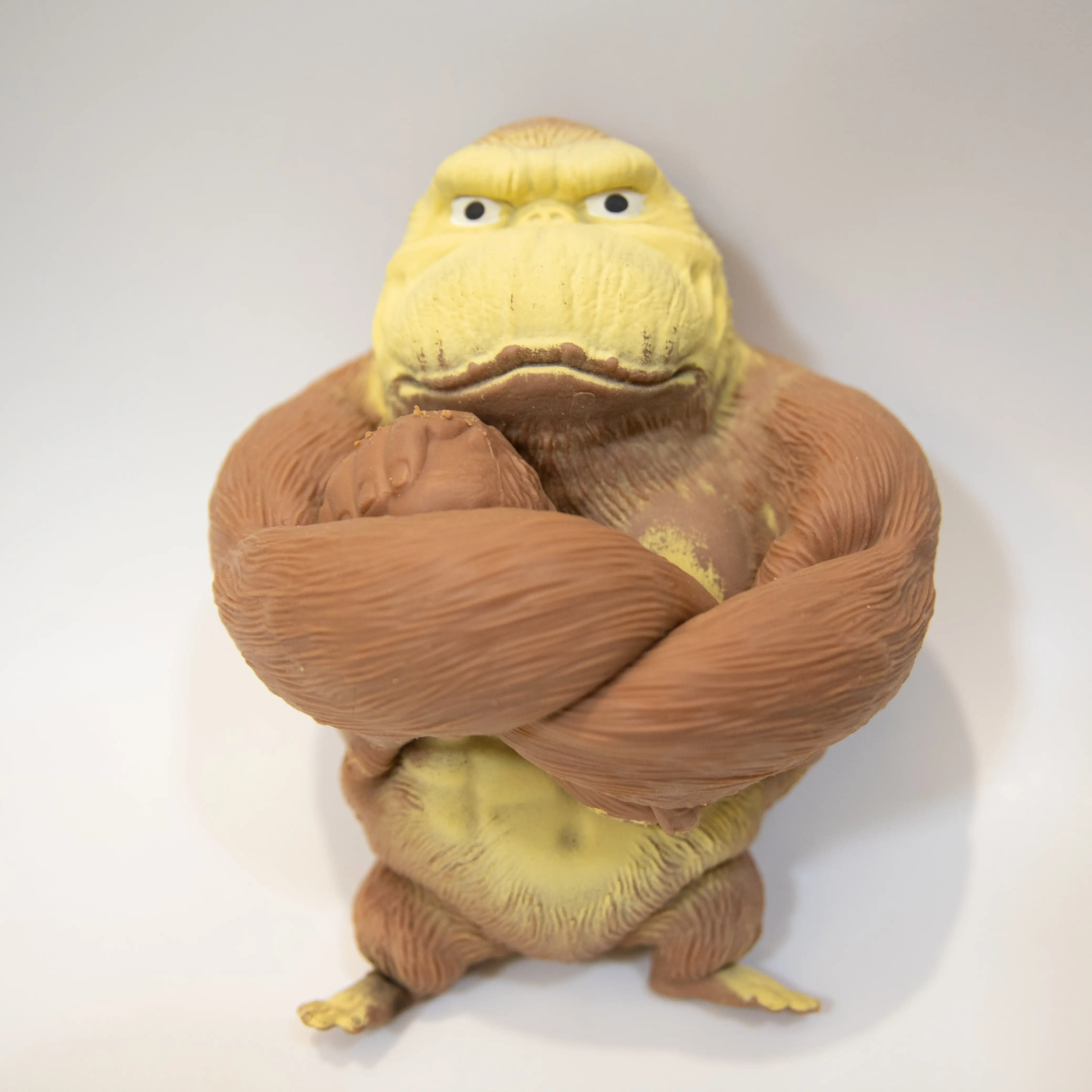 

2022 Hot Selling Squishy Stretch Sand Filled Big Gorrila Monkey Figure Fidget Squeeze Toy