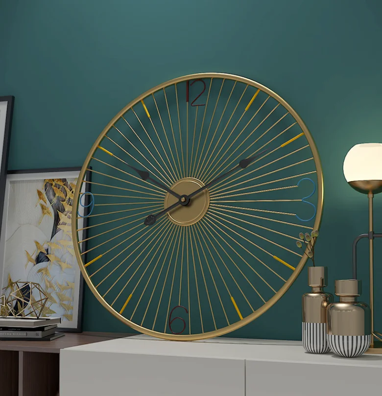 

20inch 50cm Black Wall Clock Iron Art Hanging Wall Decor Handmade Wall Clock with Simple Bicycle Wheel Shape