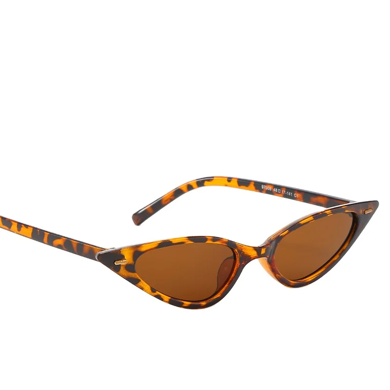 

2020 Eyewear Fashion Leopard Cateye Sunglasses Women Small Triangle Rivet Cat Eye Sunglasses