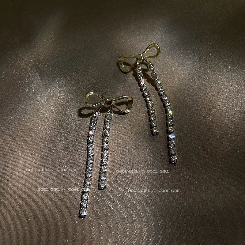 

fashion trendy wholesale crystal simple bow earring