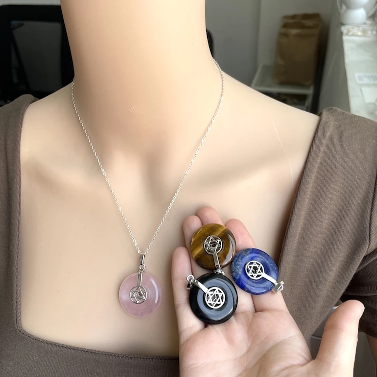 

2021 New Arrival Chinese crystal jewelry pendant necklace