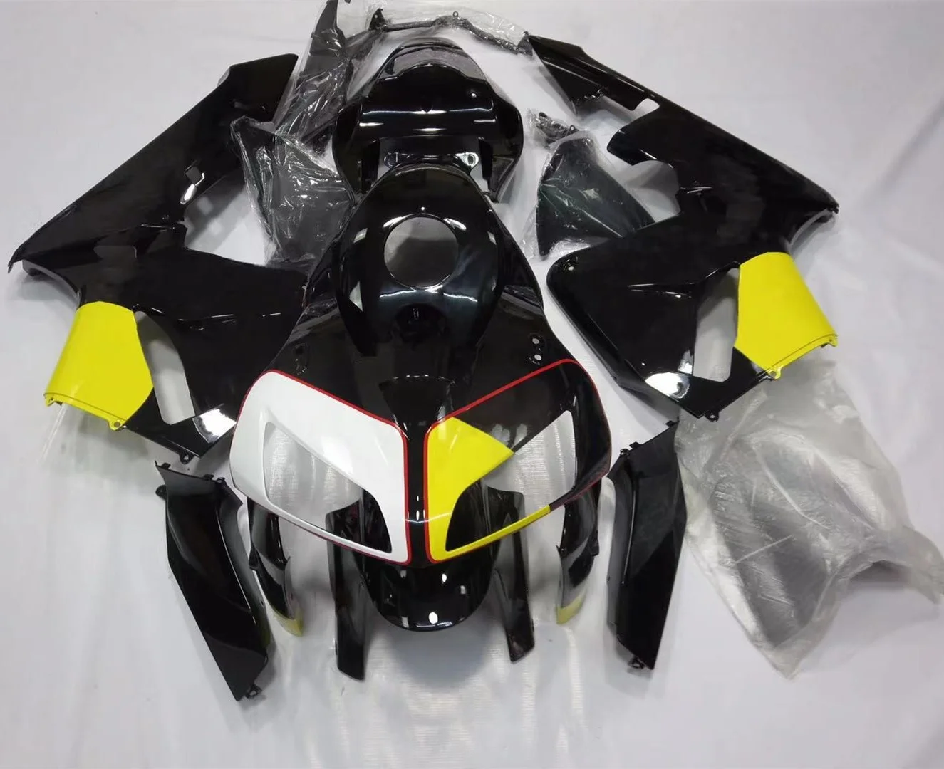 

2022 WHSC Full Body Kits For HONDA CBR600 2005-2006 Black White Yellow, Pictures shown