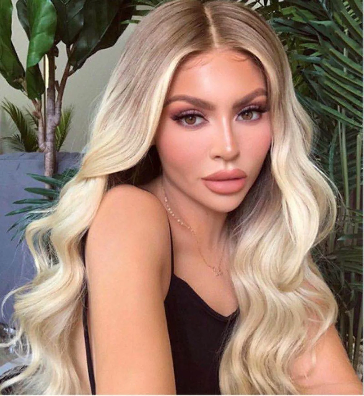 

Synthetic Wigs Long Curly Women's Big Wave Light Gold Hair Wigs Rose Net Headgear, Pics