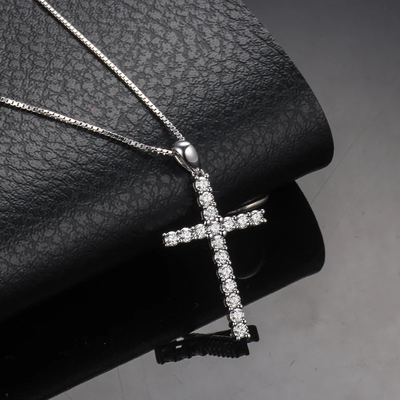 

Starsgem Hot Selling Style Cross Shape Sterling Silver Catholicism Jewelry Necklace moissanite jesus pendant