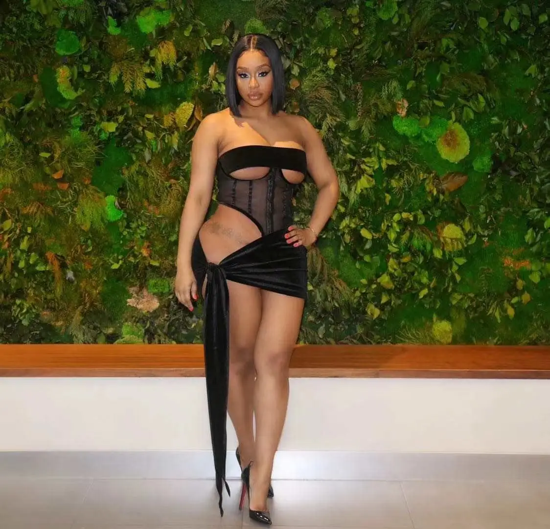 

European American 2021 spring new women nightclub performance sexy set women mesh perspective hollow top+slim skirt set