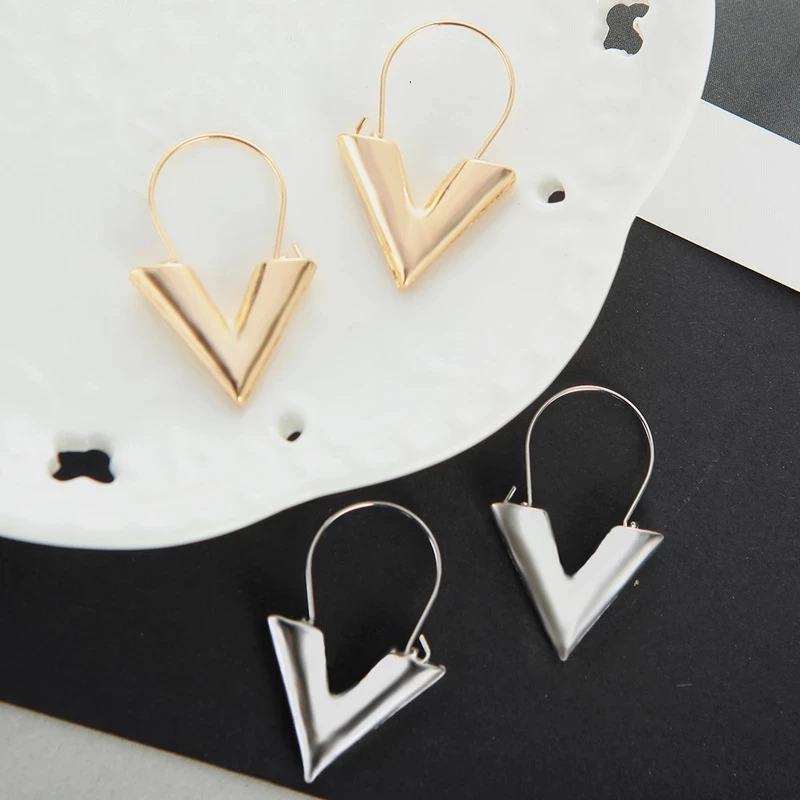 

Minimalist Earrings Gold Plated Earrings V-shaped Earrings for Women