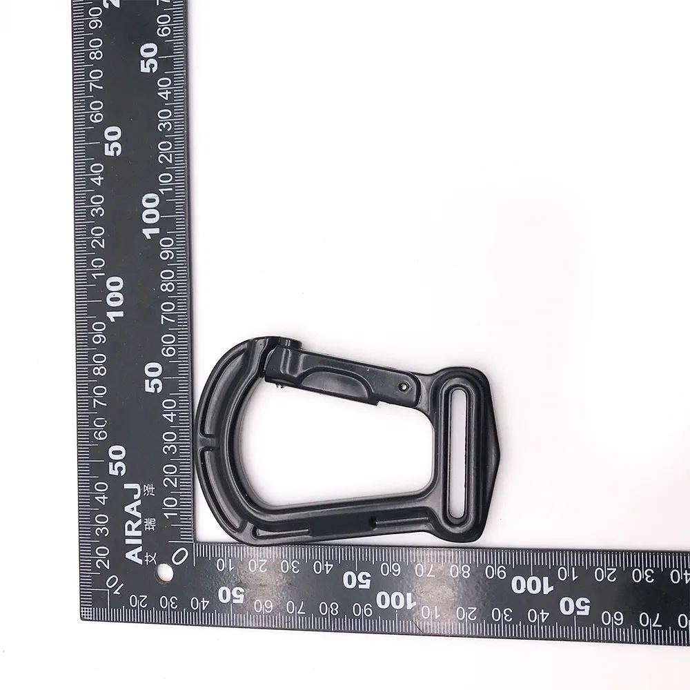 BT-Z525 Heavy Zinc Alloy Black Indoor Sport Safety Hanging Suspension Training Yoga Swivel Hook 38 mm Lanyard Carabiner
