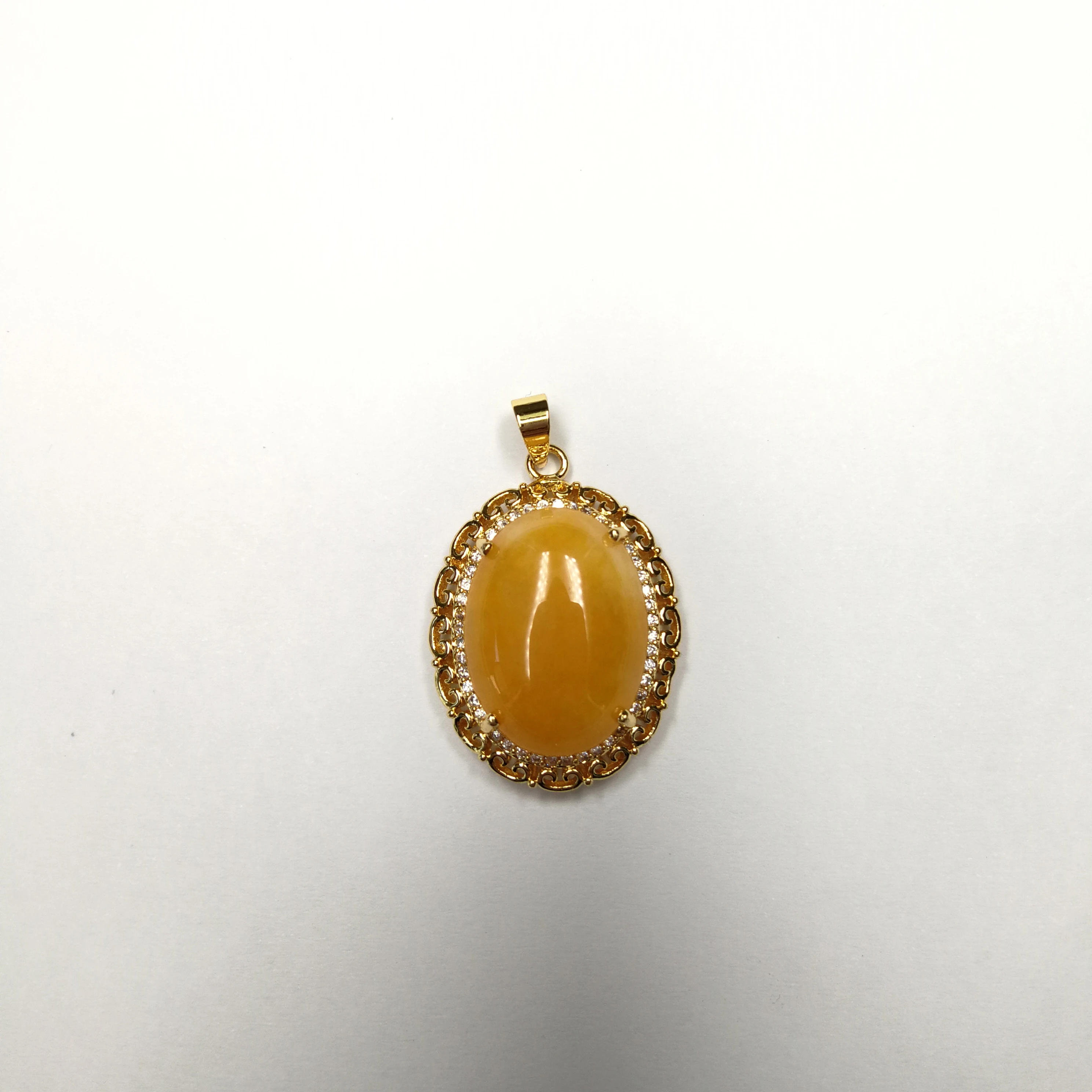 

Jialin wholesale Chinese jade circle flower gemstone original natural real yellow jade round pendants necklace with chain