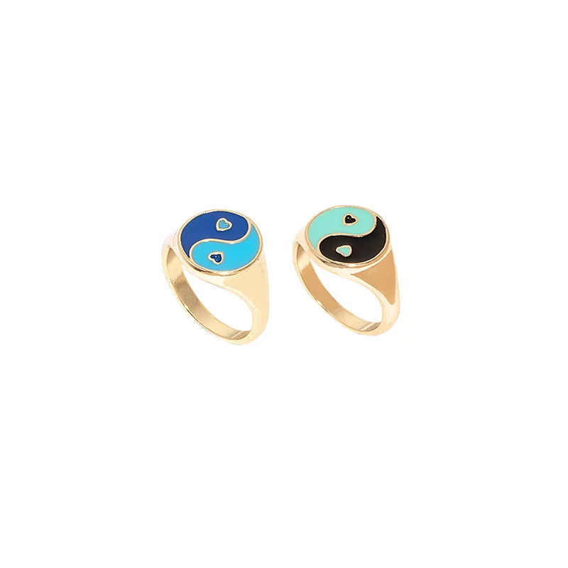 

Simple Fashion Chinese Style Drip Glaze Two-Color Gossip Tai Chi Yin Yang Ring Hip Hop Punk Gold Ring Unisex, Like picture