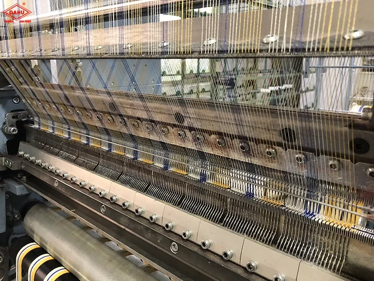 DOUBLE NEEDLE BAR RASCHEL MACHINE FOR RIB TAPE 03.JPG